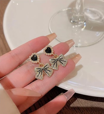 Stylish Heart Earring